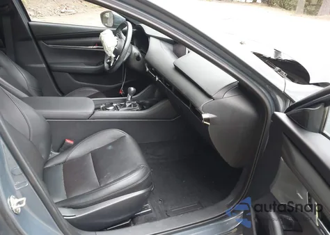 2021 Mazda Mazda3 Premium z USA, uszkodzony, nr VIN JM1BPAML9M1344053